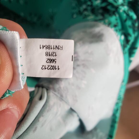 Lane Bryant Green Floral Blouse Size 18/20 – Plus Size Flowy Boho Tie Neck Top - Picture 7 of 10